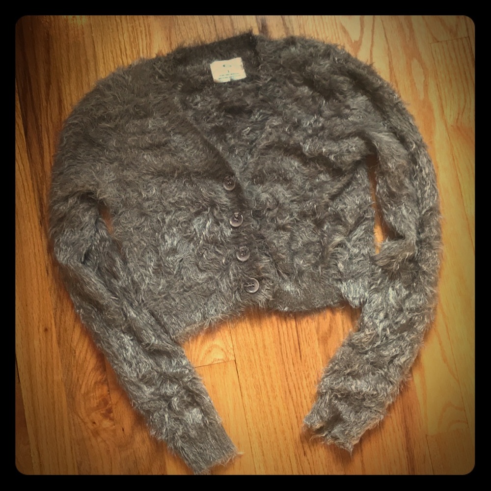 Super soft cropped cardigan